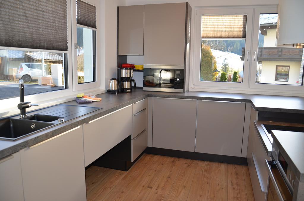 Apartment Haus Van Der Leij Russbach am Pass Gschütt Værelse billede