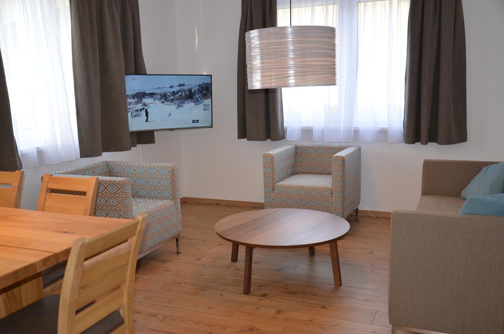 Apartment Haus Van Der Leij Russbach am Pass Gschütt Værelse billede